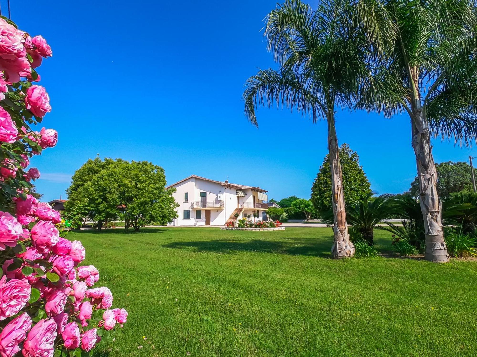 Agriturismo Le Radici 博尔戈蒙特内罗 外观 照片